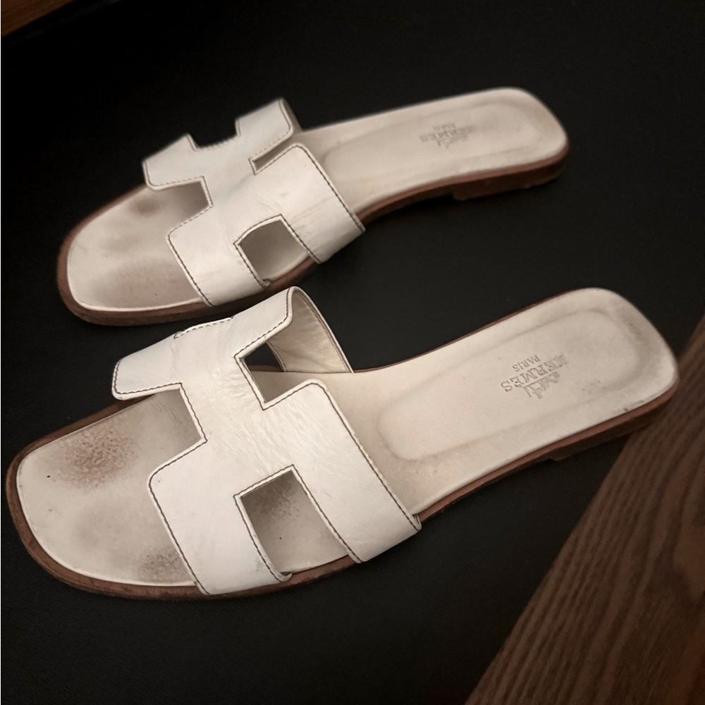 Hermes Oran Sandals 38